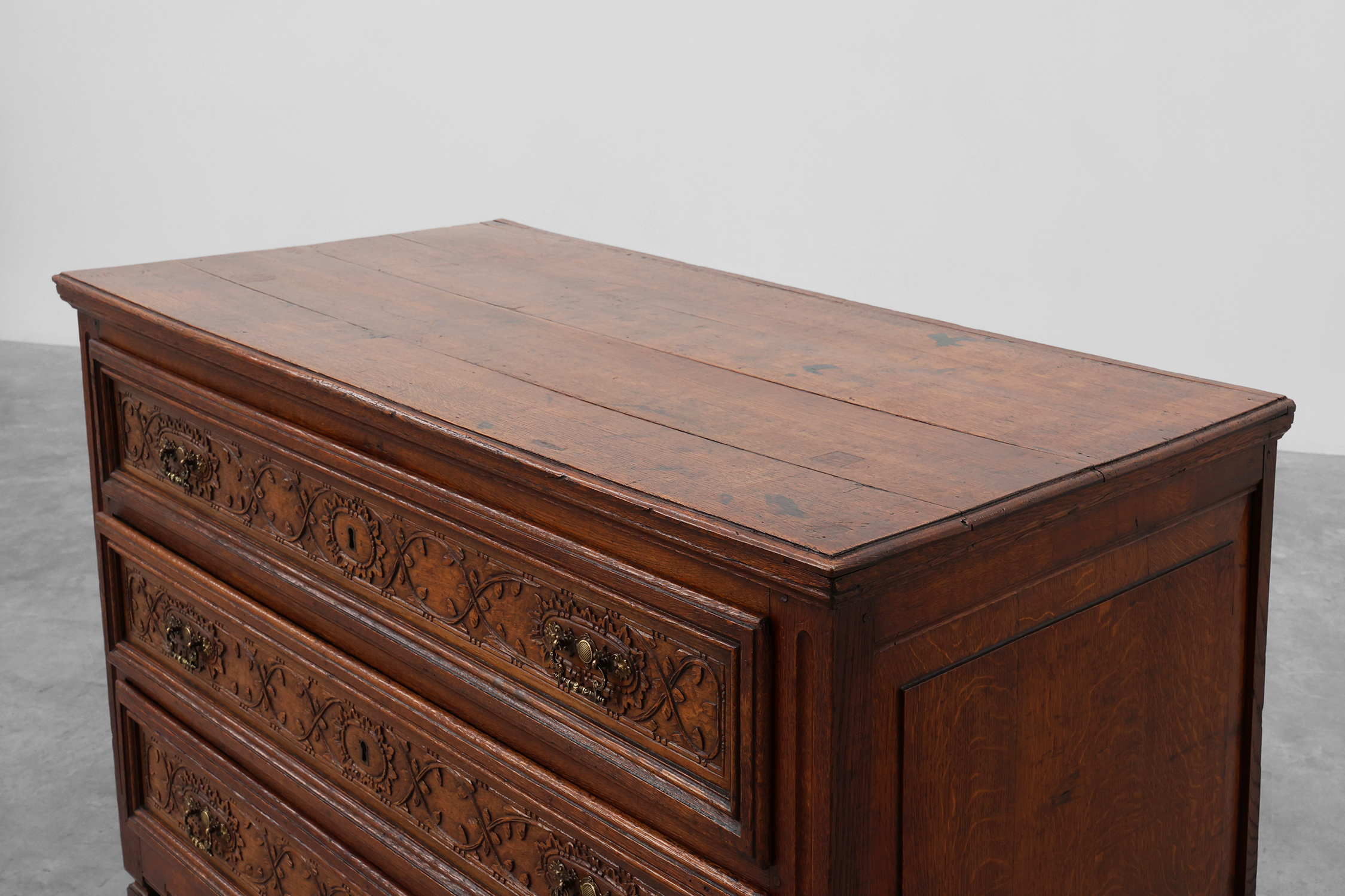 Italian Renaissance Oak Chest of Drawers, 17th Centurythumbnail